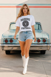 LAS VEGAS RAIDERS RETRO PLAY BOXY FIT CROPPED TEE