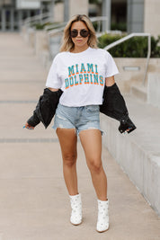 MIAMI DOLPHINS CLAIM TO FAME BOXY FIT WOMEN'S CROPPED TEE