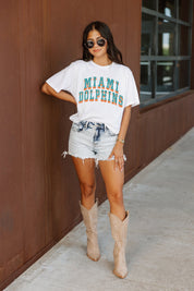 MIAMI DOLPHINS CLAIM TO FAME BOXY FIT WOMEN'S CROPPED TEE