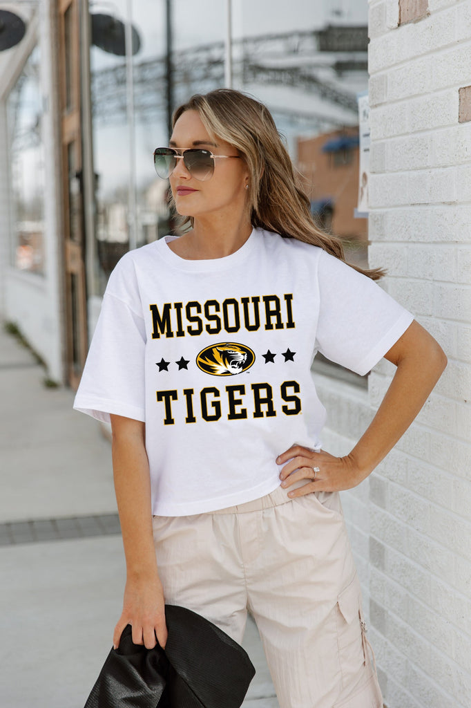 MISSOURI TIGERS TO THE POINT BOXY FIT WOMEN'S CROP TEE