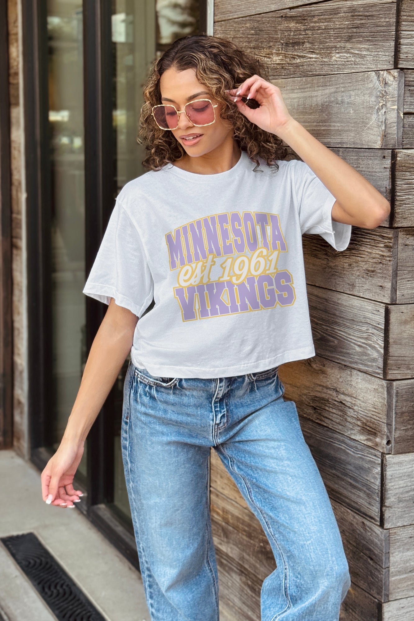MINNESOTA VIKINGS DEEP ROOTS BOXY FIT CROPPED TEE