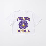 MINNESOTA VIKINGS RETRO PLAY BOXY FIT CROPPED TEE