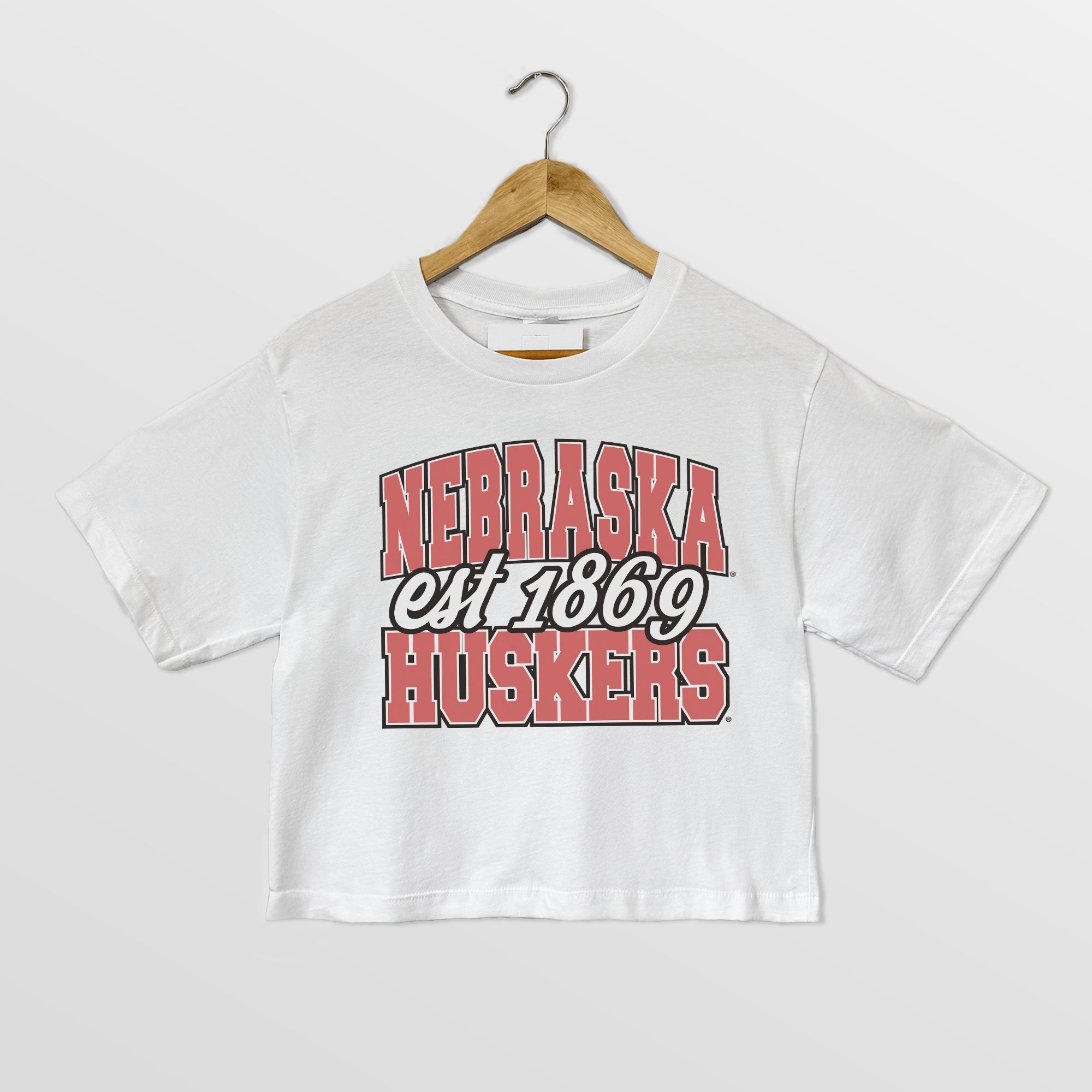 NEBRASKA CORNHUSKERS DEEP ROOTS BOXY FIT WOMEN'S CROPPED TEE