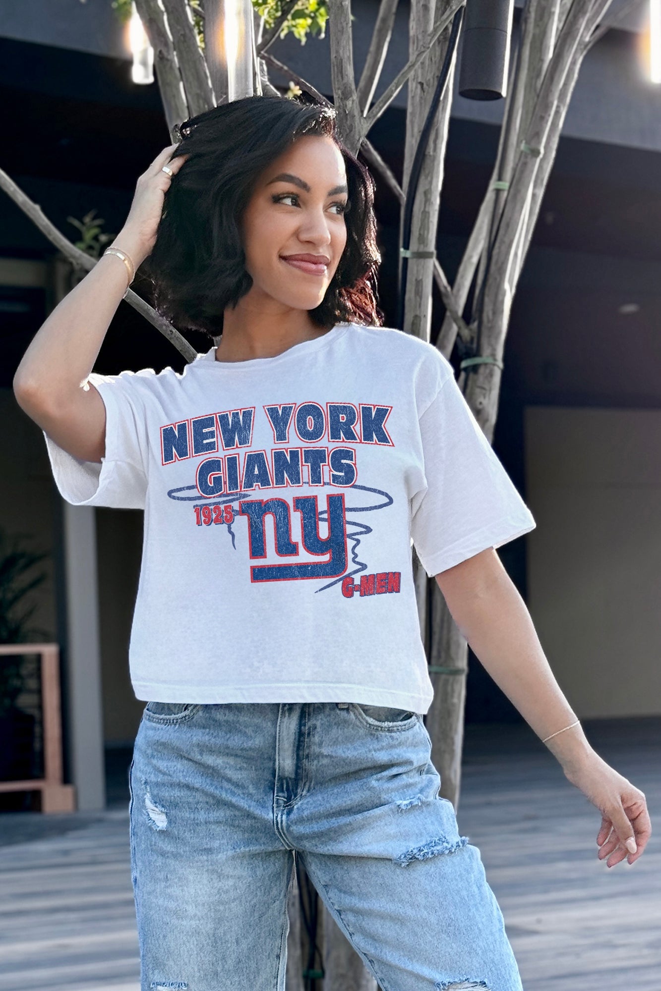 NEW YORK GIANTS GAMEDAY GOALS BOXY FIT WOMEN'S CROP TEE