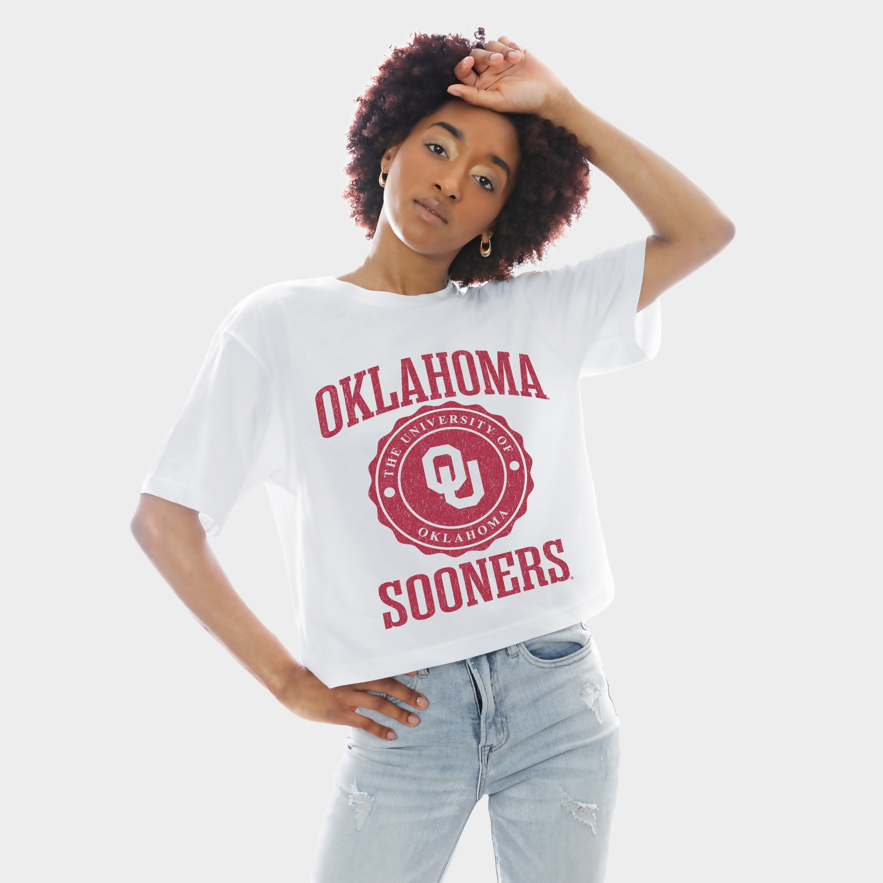 OKLAHOMA SOONERS RETRO PLAY BOXY FIT CROPPED TEE