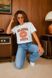 OKLAHOMA STATE COWBOYS RETRO PLAY BOXY FIT CROPPED TEE