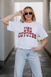 SOUTH DAKOTA COYOTES CLAIM TO FAME BOXY FIT WOMEN'S CROPPED TEE