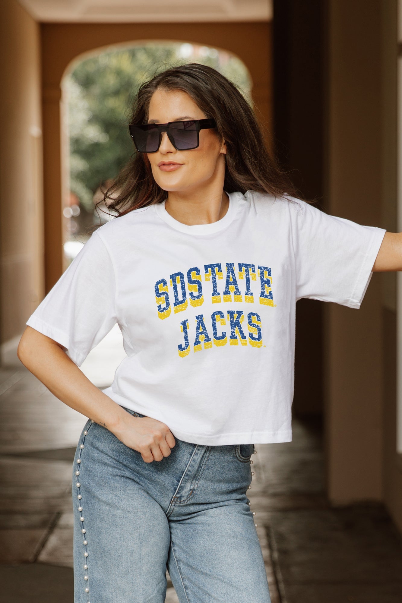 SOUTH DAKOTA STATE JACKRABBITS CLAIM TO FAME BOXY FIT WOMEN'S CROPPED TEE