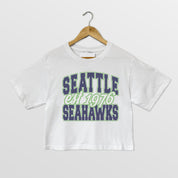SEATTLE SEAHAWKS DEEP ROOTS BOXY FIT CROPPED TEE