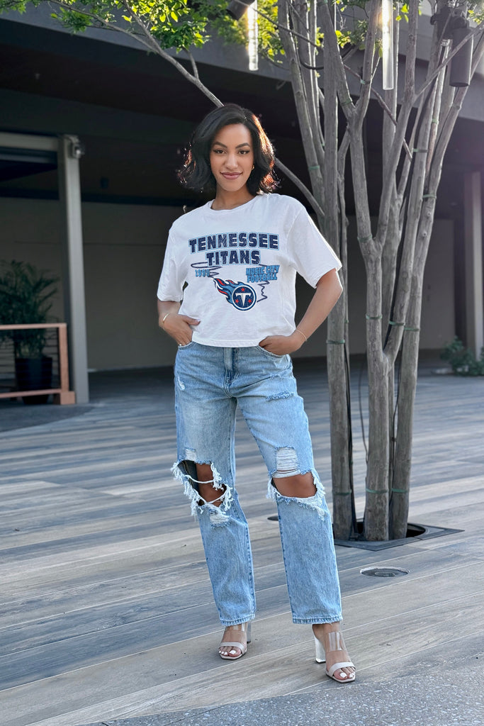 TENNESSEE TITANS GAMEDAY GOALS BOXY FIT WOMEN'S CROP TEE