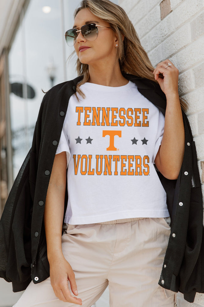 TENNESSEE VOLUNTEERS TO THE POINT BOXY FIT WOMEN'S CROP TEE