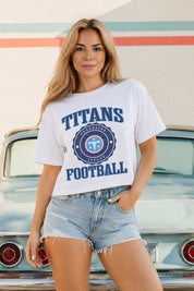 TENNESSEE TITANS RETRO PLAY BOXY FIT CROPPED TEE
