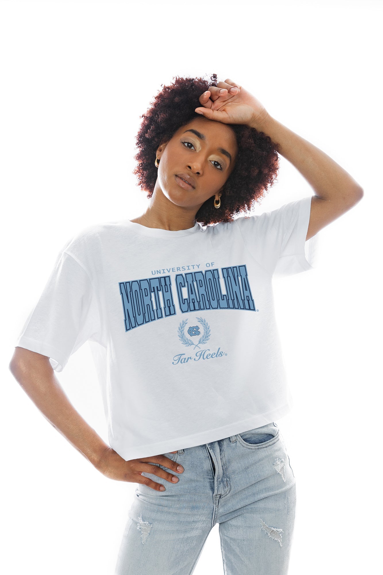 NORTH CAROLINA TAR HEELS EASY WIN BOXY FIT CROP TEE