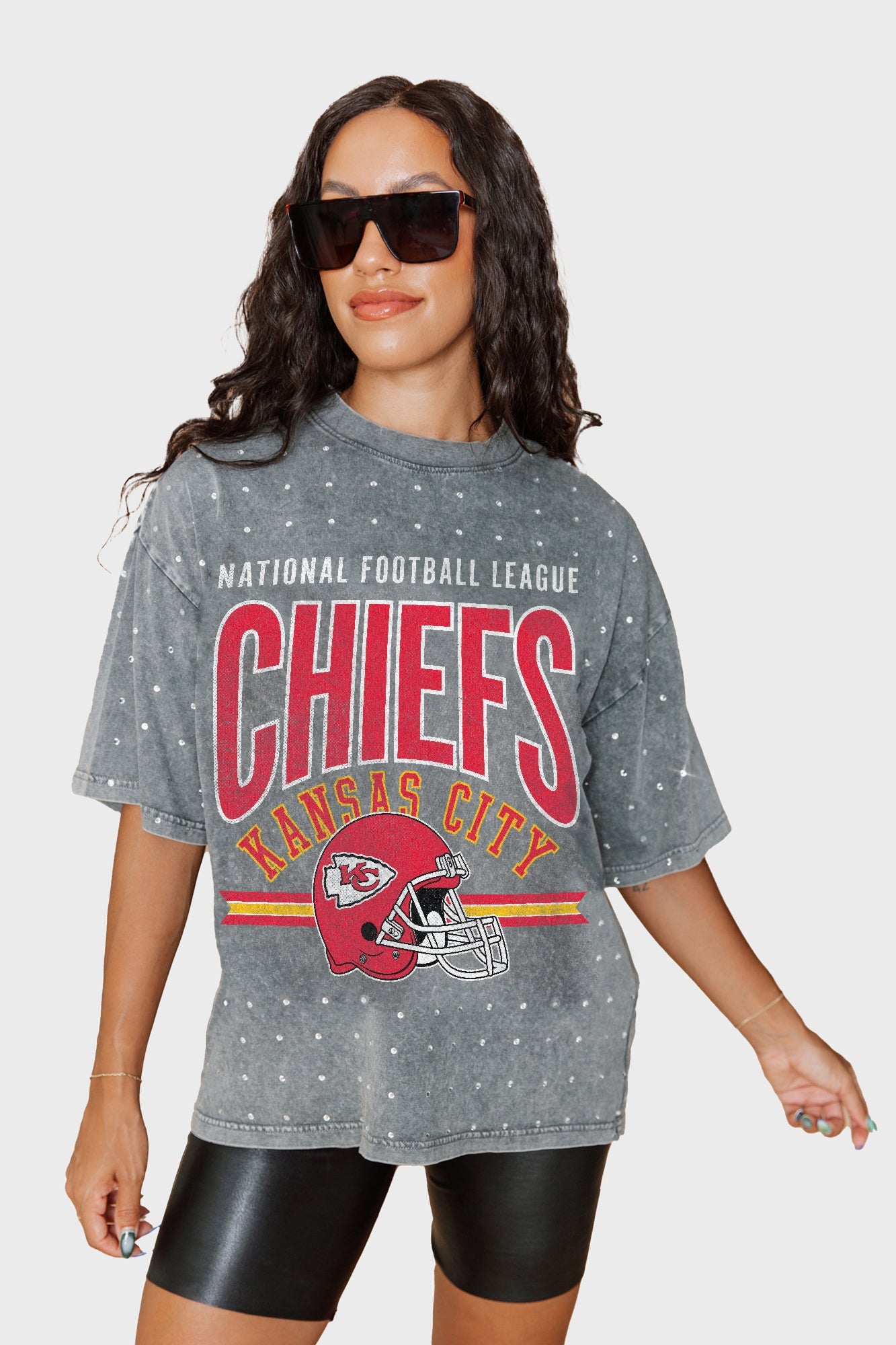 KANSAS CITY CHIEFS PRIME SHINE MINI RHINESTONE SHORT SLEEVE CLASSIC TEE BY RANDI MAHOMES