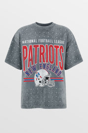 NEW ENGLAND PATRIOTS PRIME SHINE MINI RHINESTONE SHORT SLEEVE CLASSIC TEE BY RANDI MAHOMES