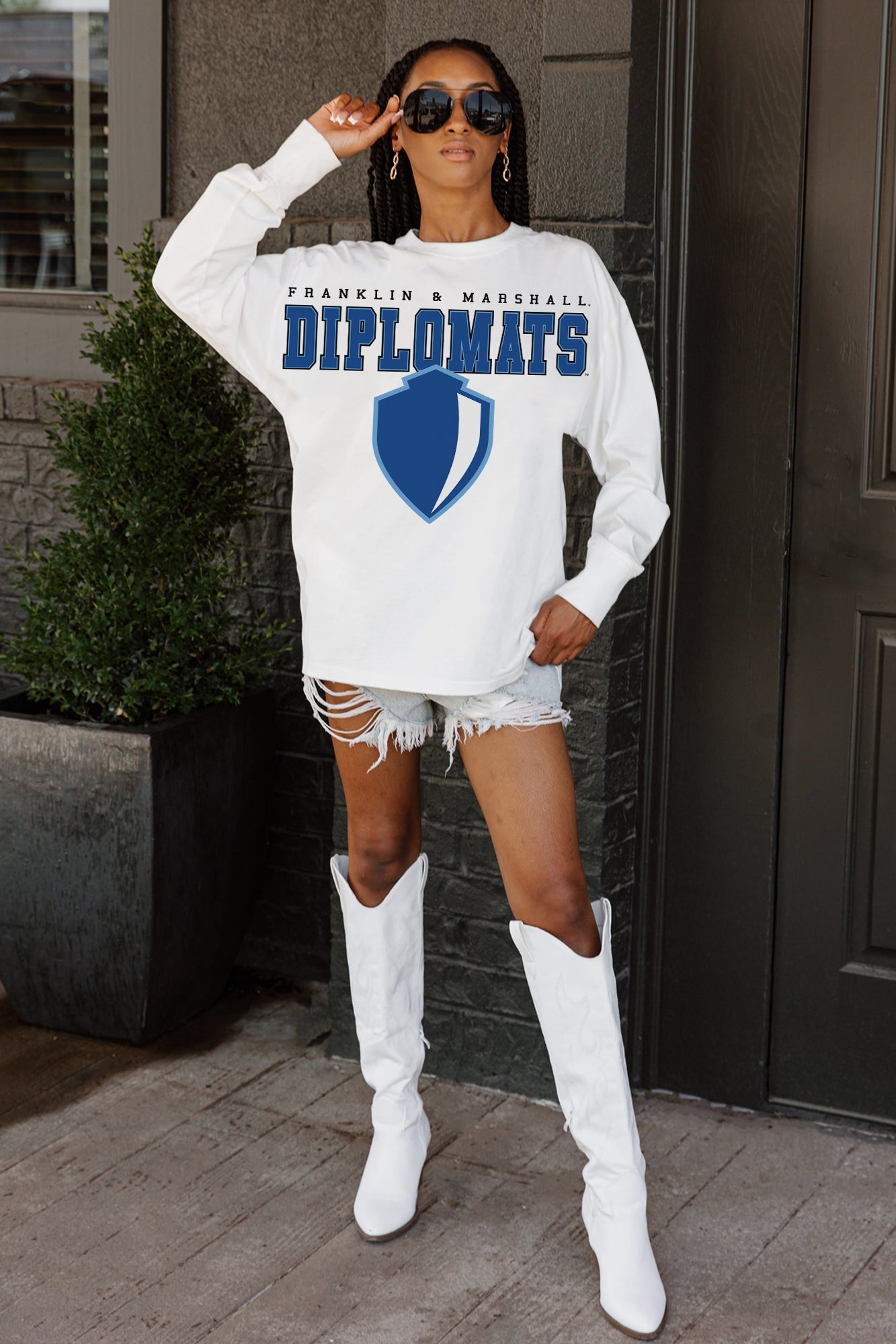 White F&M Diplomats Big Goals Oversized Long Sleeve Tee - Full Body Styled Look | Gameday Couture - SOHO