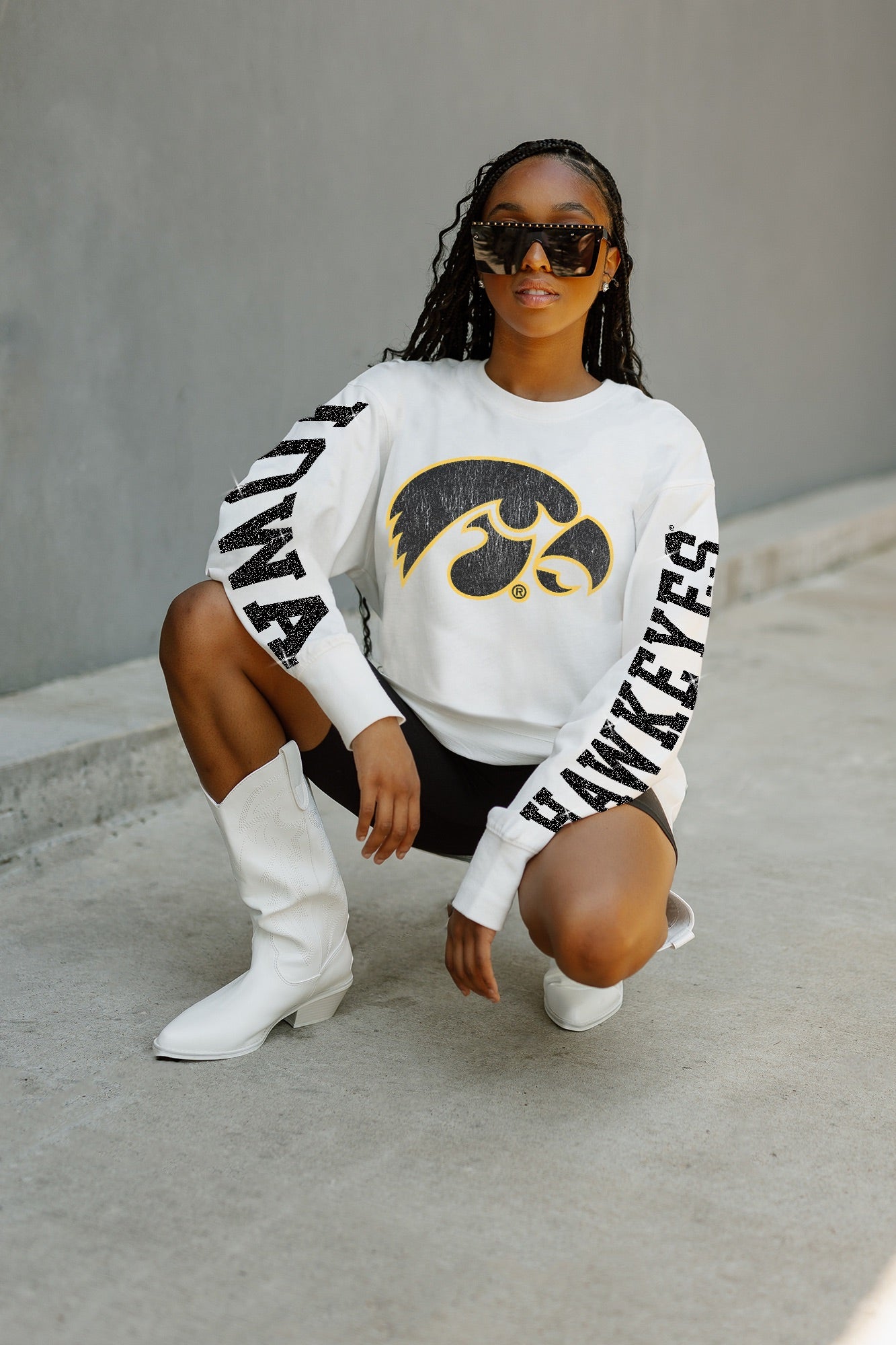 IOWA HAWKEYES GAME PLAN OVERSIZED LONG SLEEVE TEE