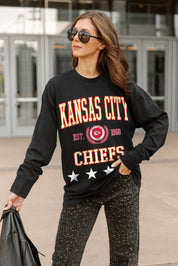 KANSAS CITY CHIEFS EVERYDAY STAR ESSENTIAL RELAXED FIT LONG SLEEVE TEE