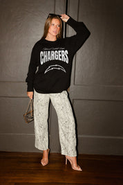 LOS ANGELES CHARGERS BOLD AMBITION OVERSIZED LONG SLEEVE TEE