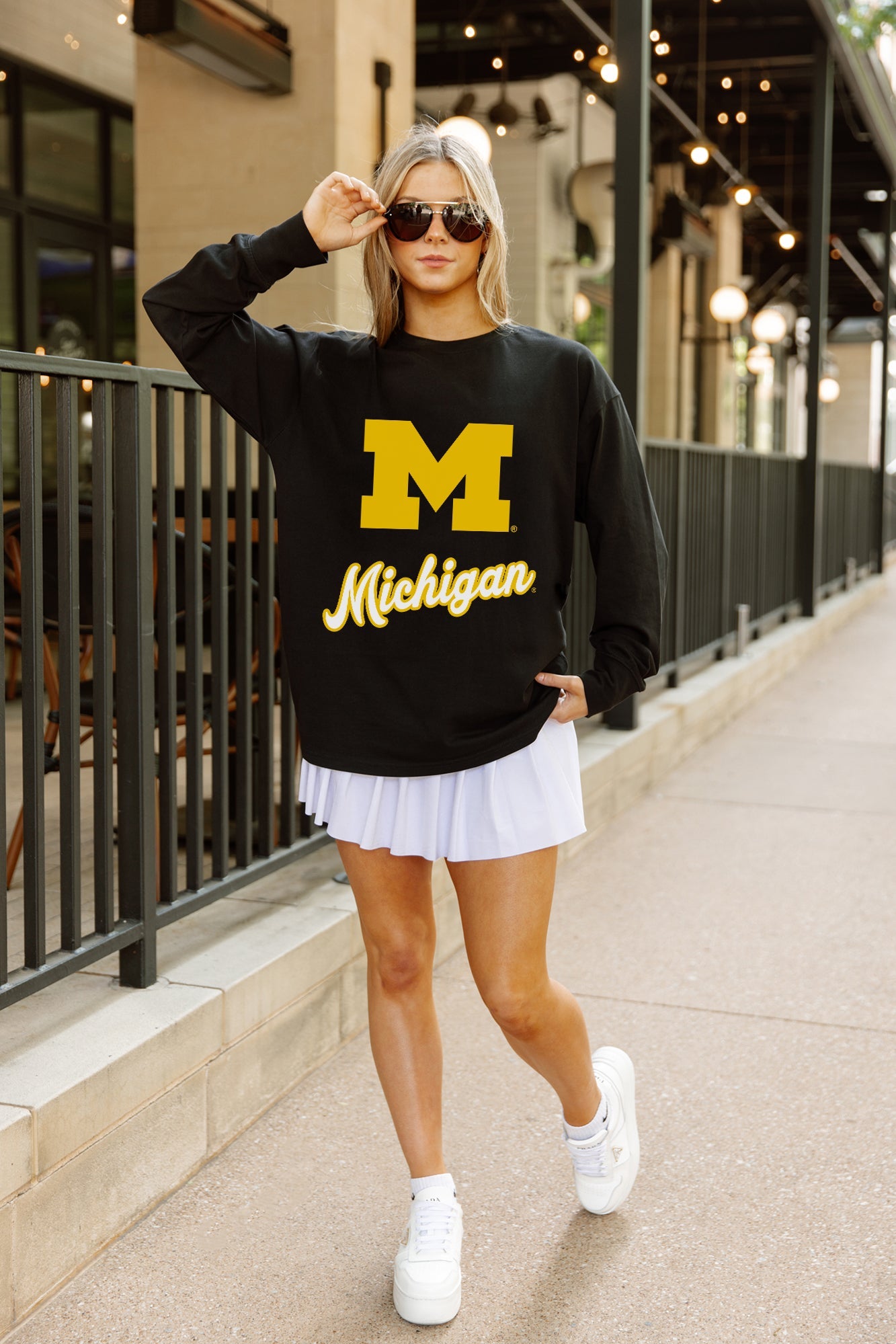 MICHIGAN WOLVERINES HONOR ROLL ESSENTIAL RELAXED FIT LONG SLEEVE TEE