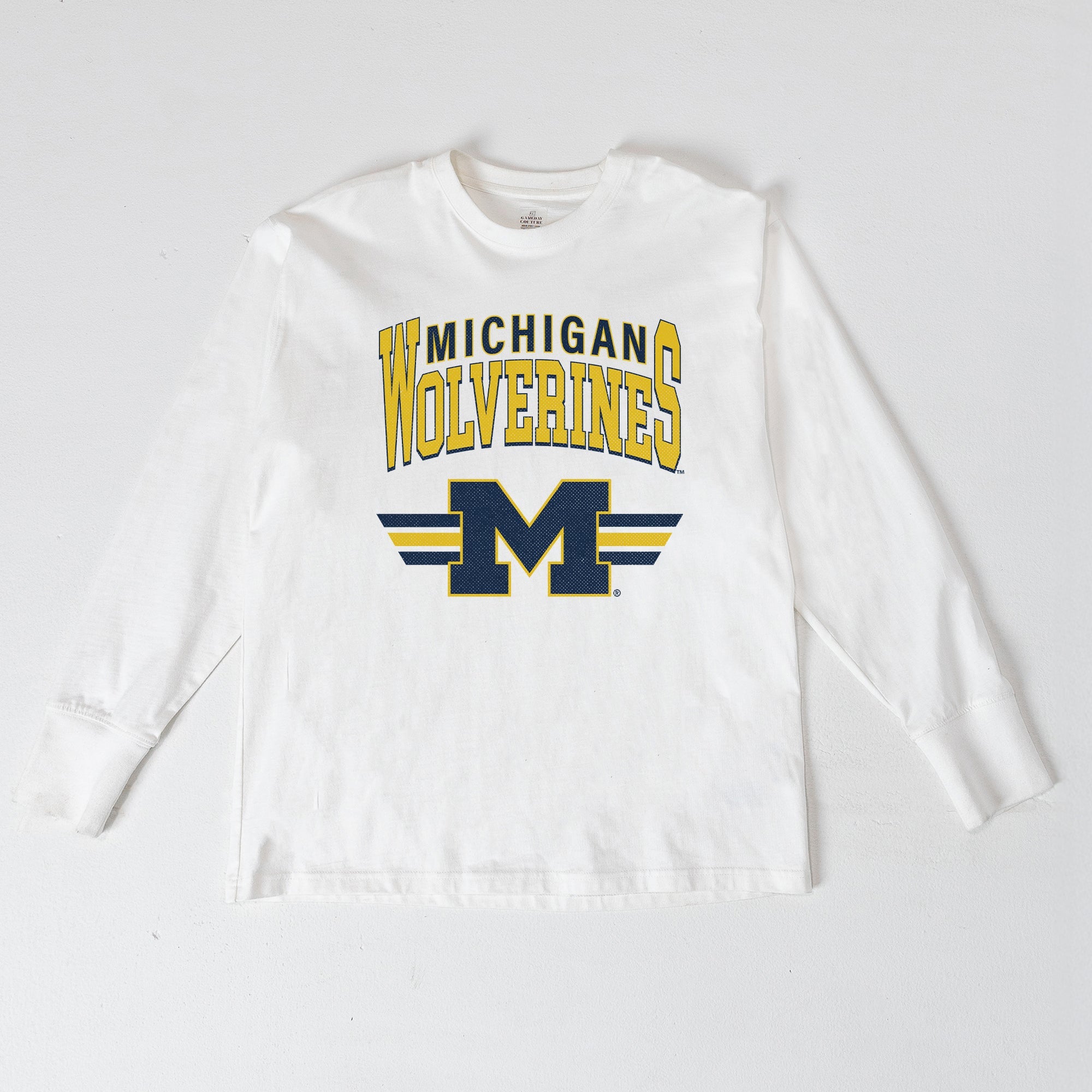 MICHIGAN WOLVERINES SWIFT STRIKE ESSENTIAL RELAXED FIT LONG SLEEVE TEE