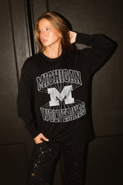 MICHIGAN WOLVERINES SPOTLIGHT ESSENTIAL RELAXED FIT LONG SLEEVE TEE