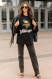 MINNESOTA VIKINGS HONOR ROLL ESSENTIAL RELAXED FIT LONG SLEEVE TEE