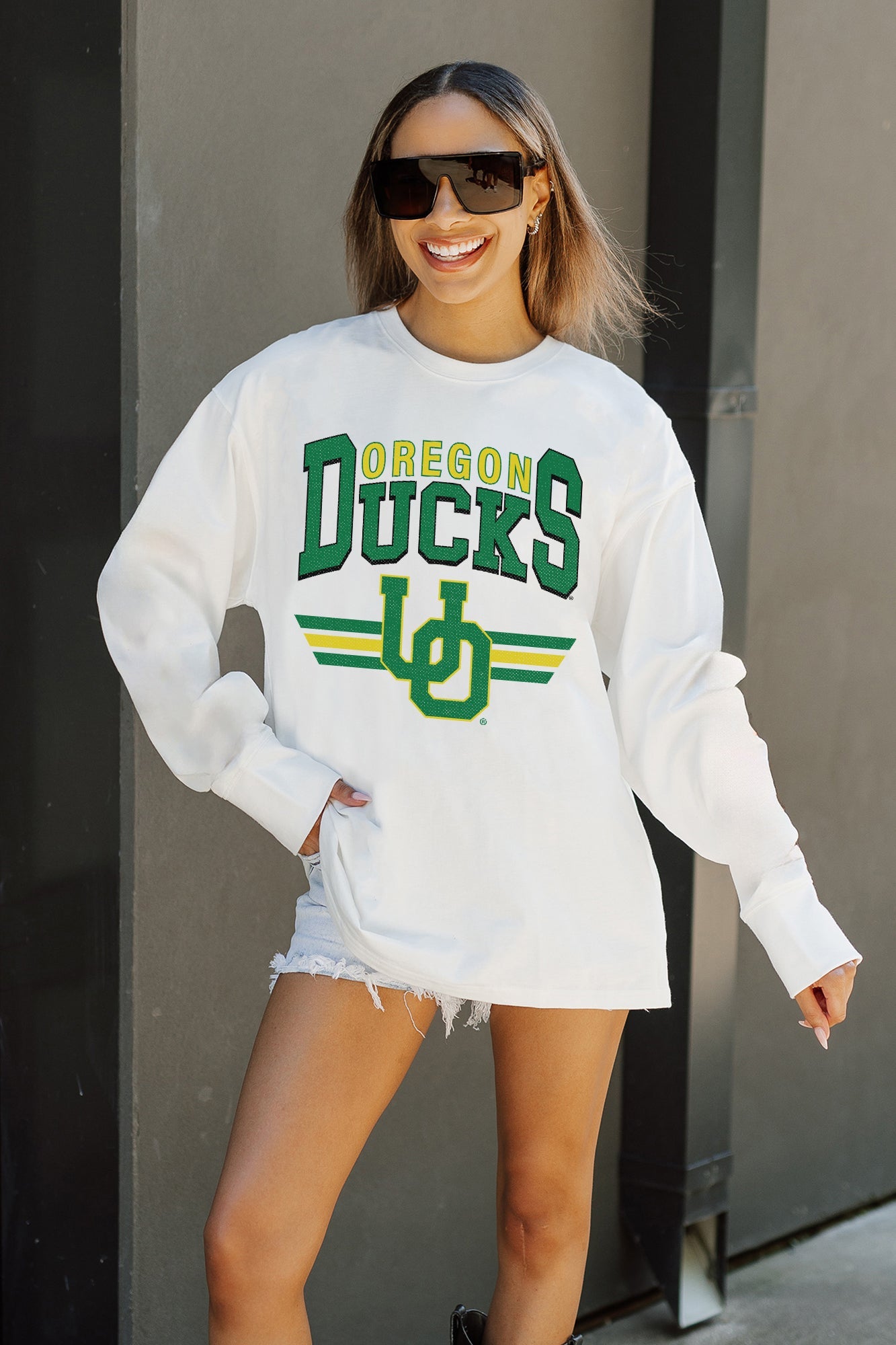 OREGON DUCKS SWIFT STRIKE ESSENTIAL RELAXED FIT LONG SLEEVE TEE