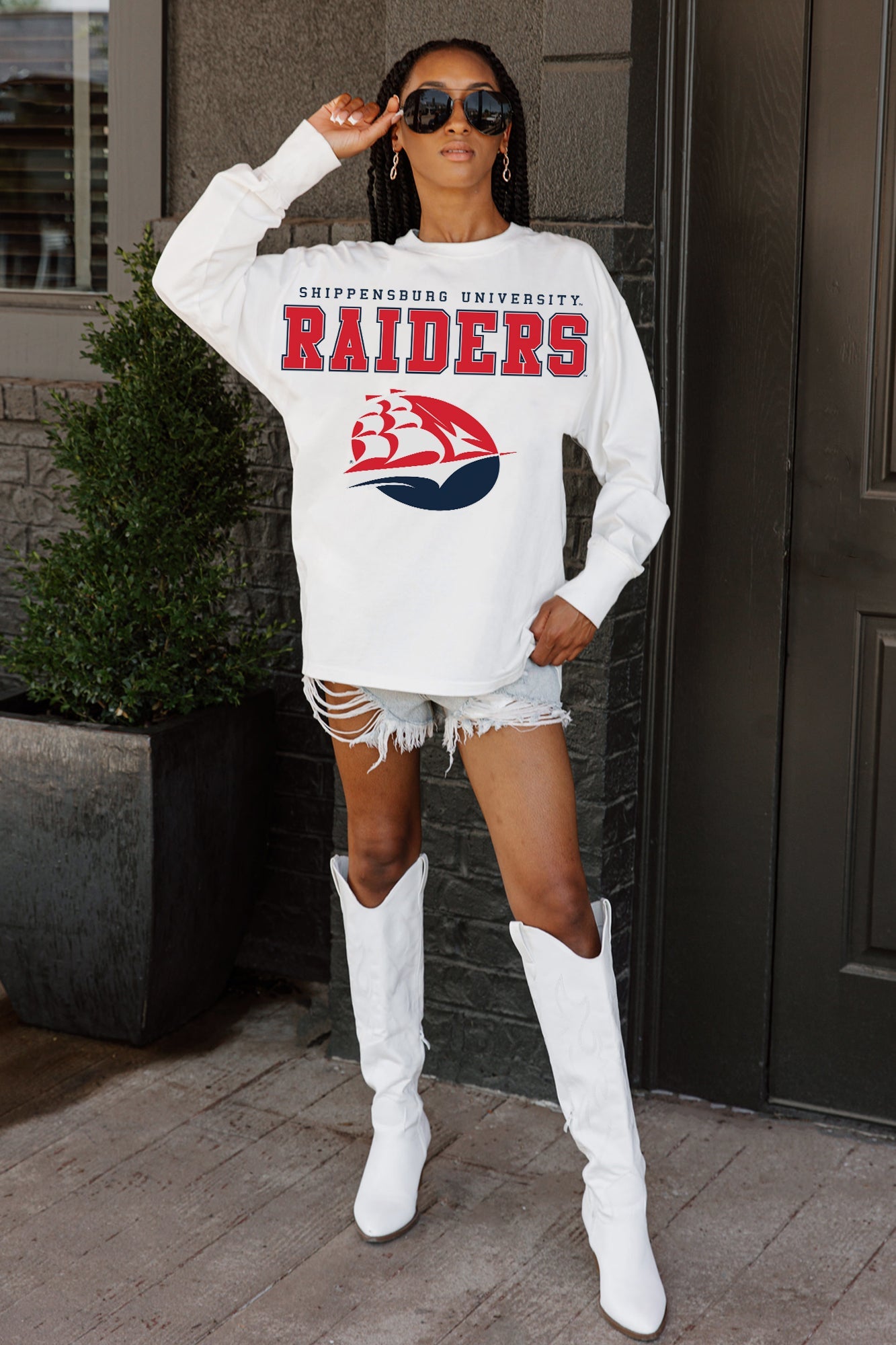 SHIPPENSBURG RAIDERS BIG GOALS OVERSIZED LONG SLEEVE TEE WITH RIBBED NECKLINE AND CUFFS