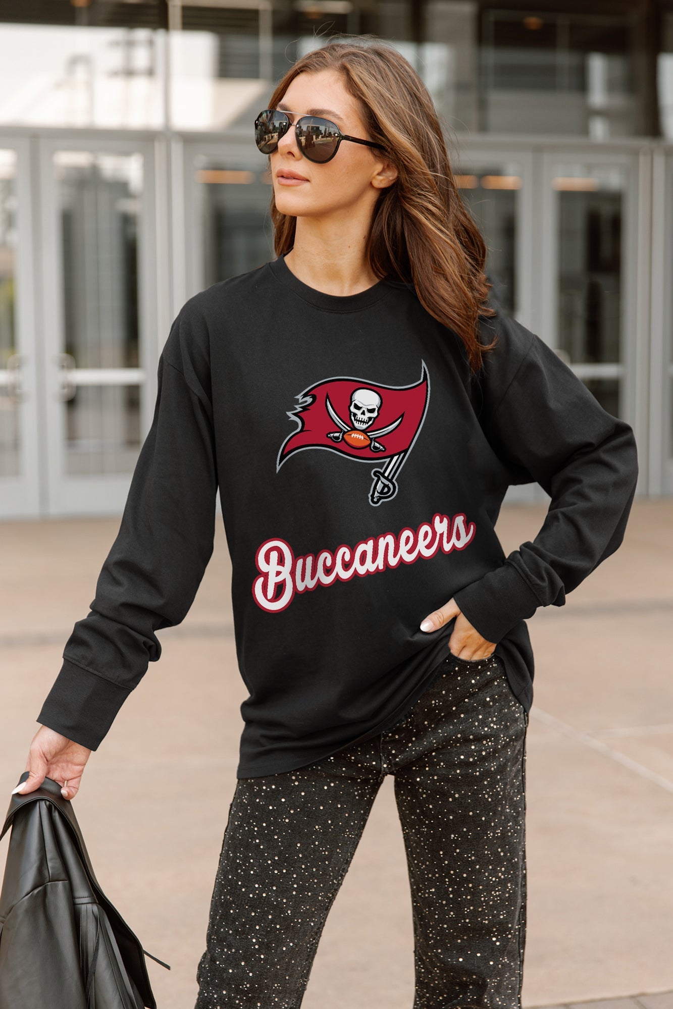 TAMPA BAY BUCCANEERS HONOR ROLL ESSENTIAL RELAXED FIT LONG SLEEVE TEE