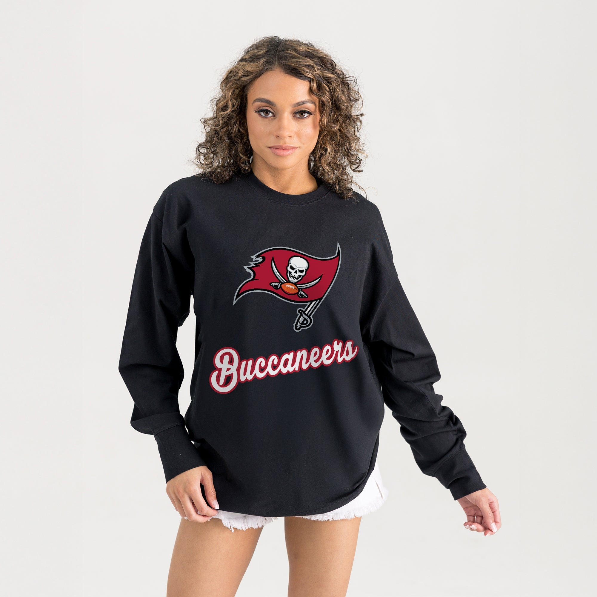 TAMPA BAY BUCCANEERS HONOR ROLL ESSENTIAL RELAXED FIT LONG SLEEVE TEE