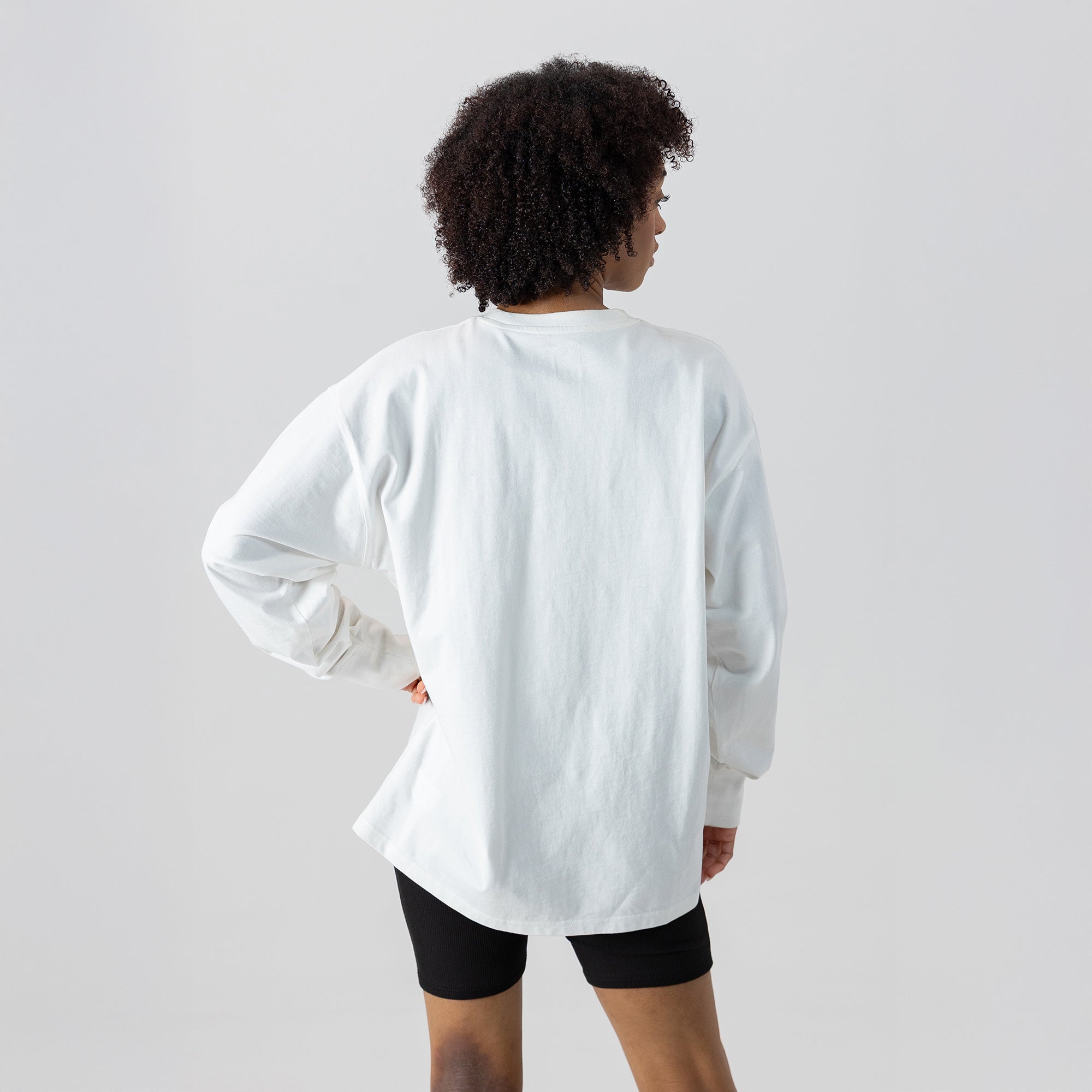 TENNESSEE TITANS SWIFT STRIKE ESSENTIAL RELAXED FIT LONG SLEEVE TEE