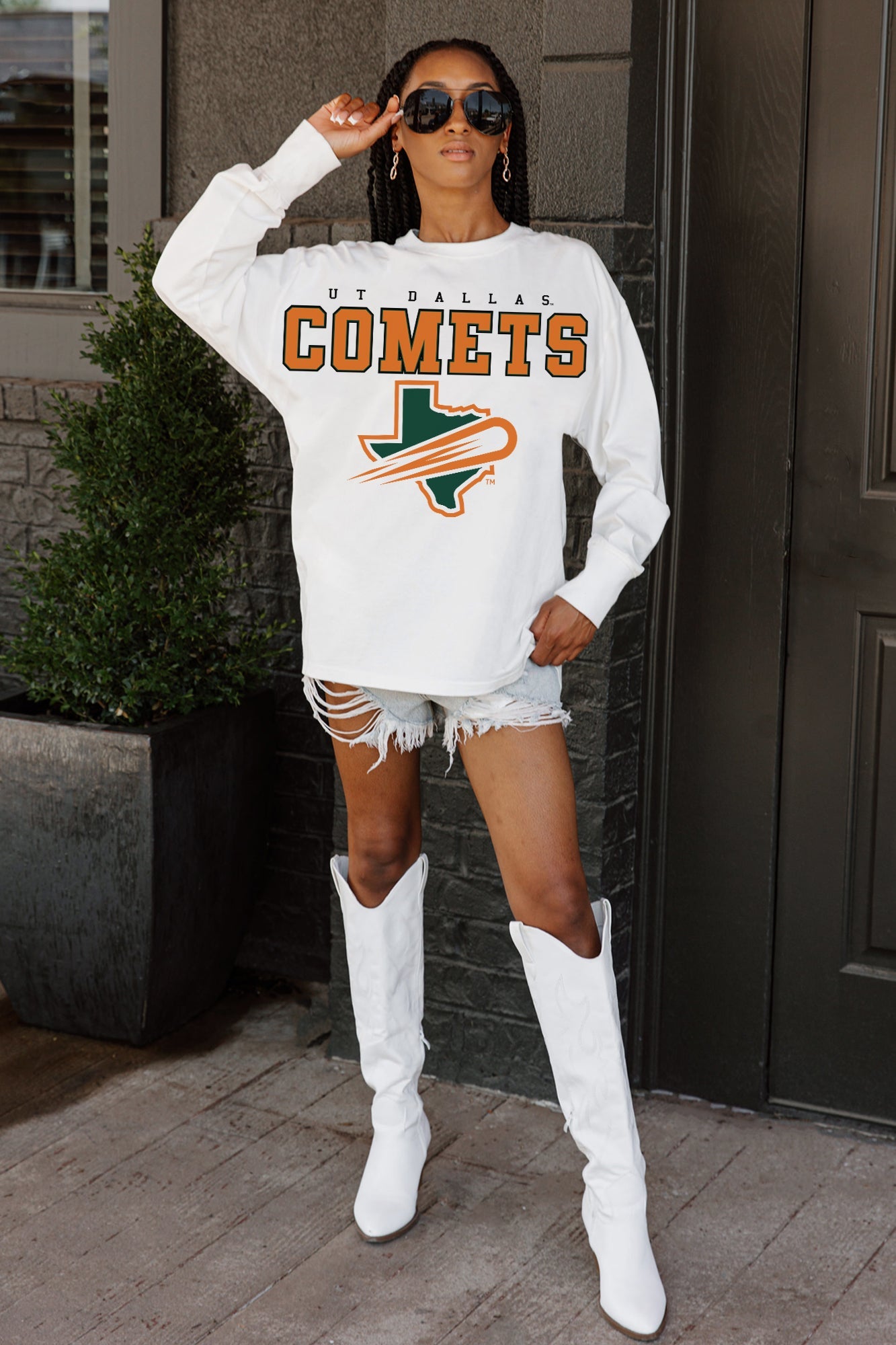 TEXAS AT DALLAS COMETS BIG GOALS OVERSIZED LONG SLEEVE TEE WITH RIBBED NECKLINE AND CUFFS