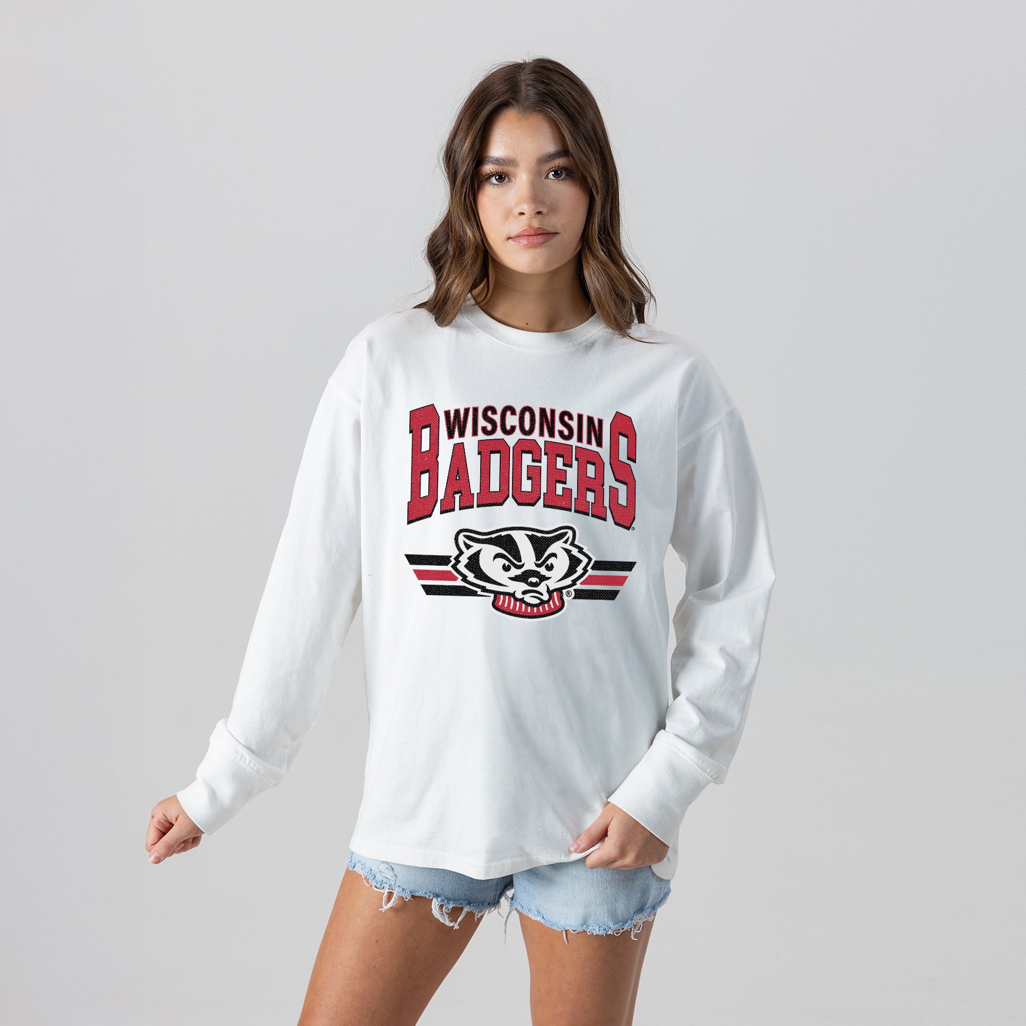 WISCONSIN BADGERS SWIFT STRIKE ESSENTIAL RELAXED FIT LONG SLEEVE TEE