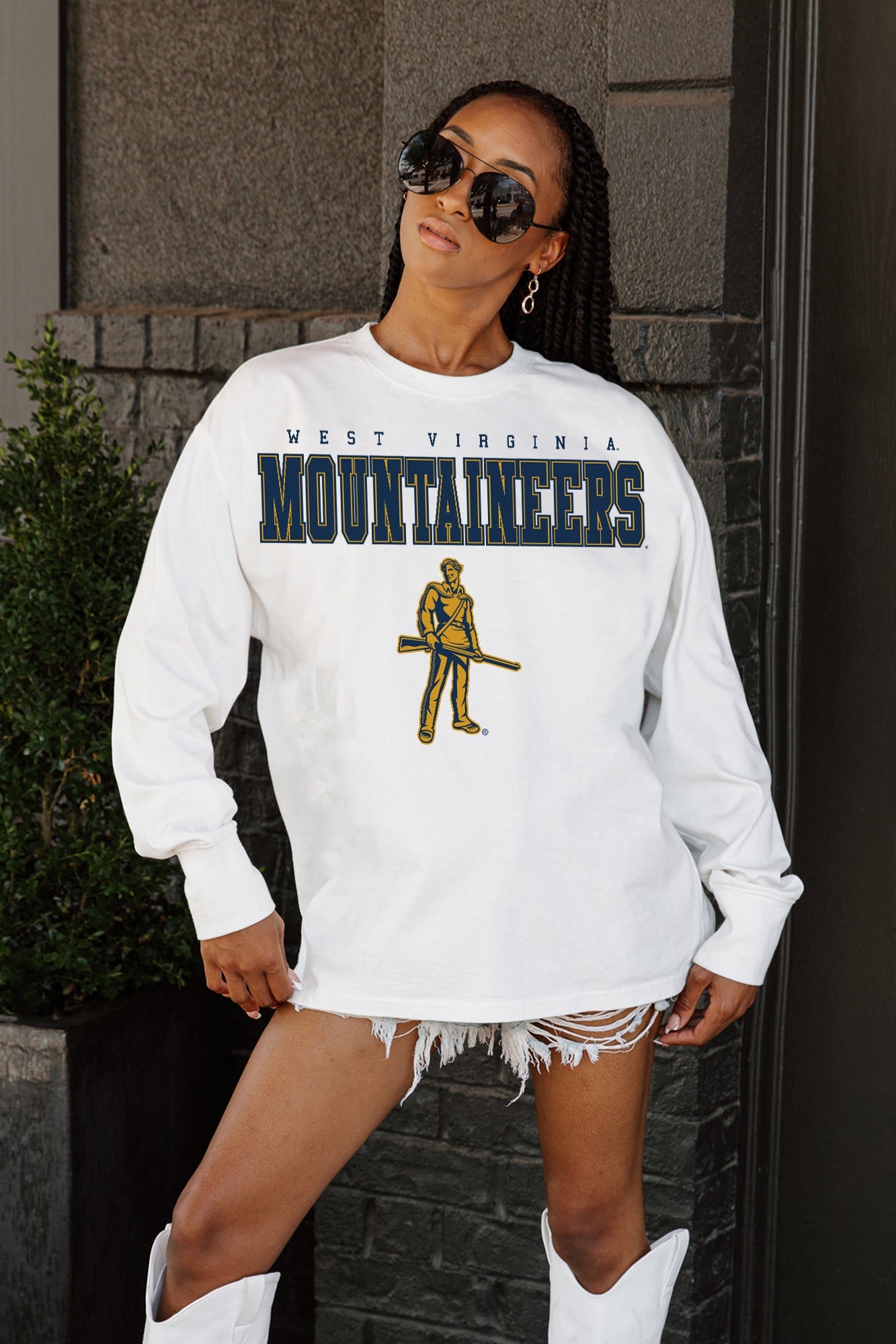 WEST VIRGINIA MOUNTAINEERS BIG GOALS OVERSIZED LONG SLEEVE TEE WITH RIBBED NECKLINE AND CUFFS