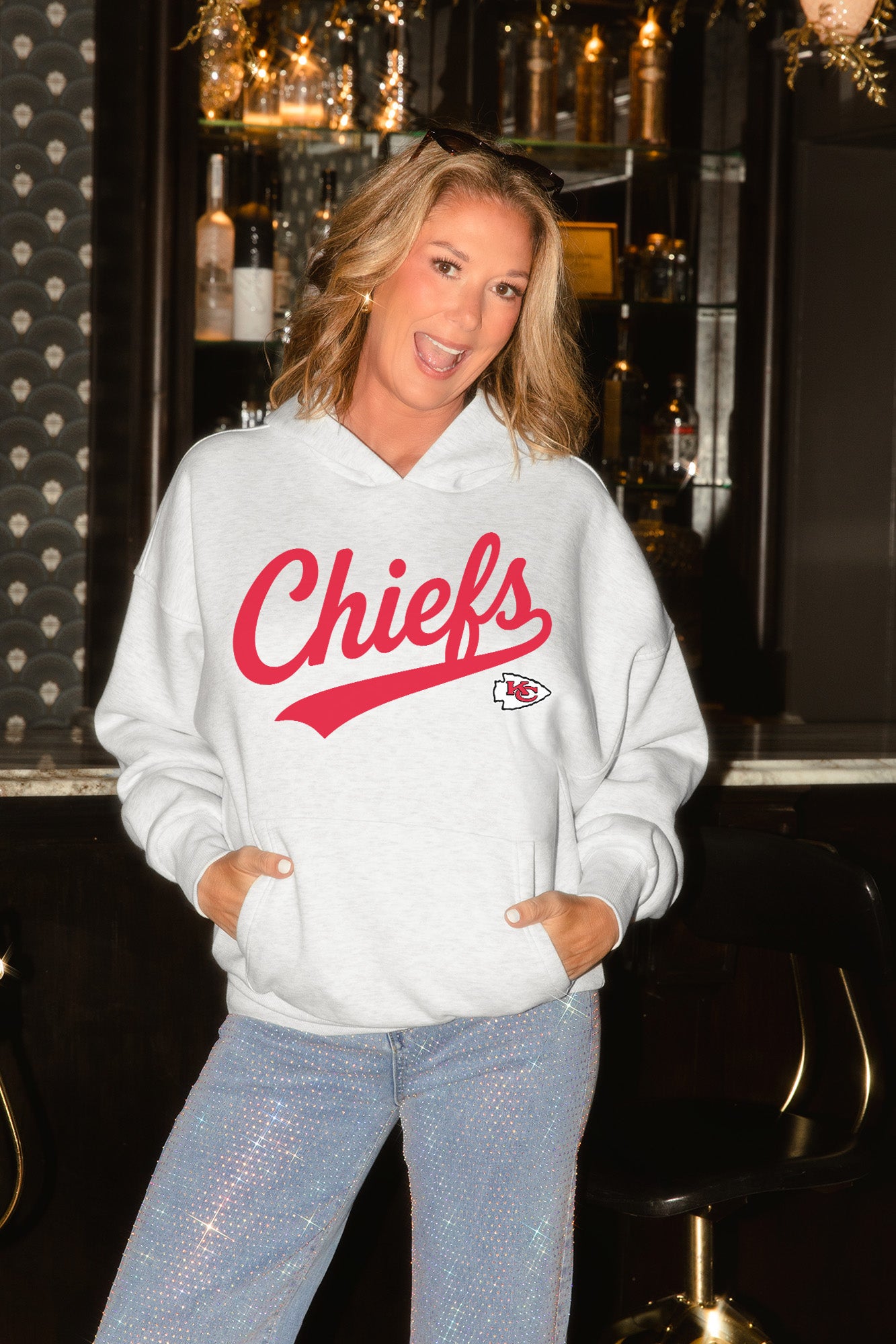 KANSAS CITY CHIEFS BIG ENERGY OVERSIZED PREMIUM WEIGHT HOODIE
