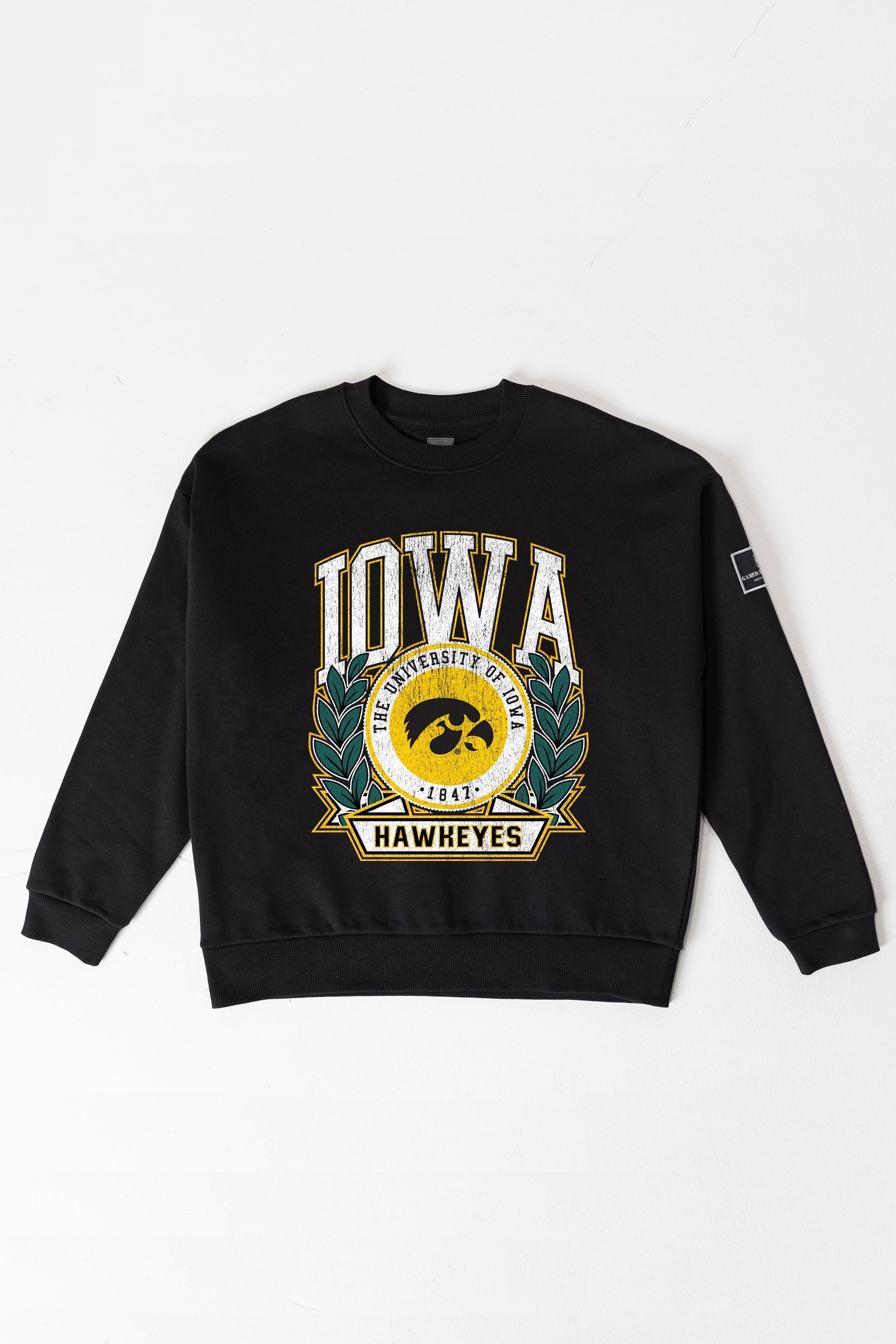 IOWA HAWKEYES VICTORY LANE BLACK LABEL PREMIUM FLEECE CREW SWEATSHIRT