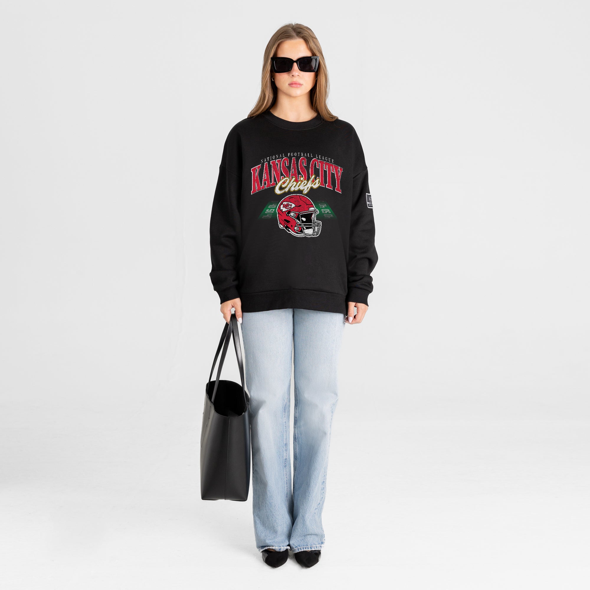 KANSAS CITY CHIEFS FIELD FOCUS BLACK LABEL PREMIUM FLEECE DROP SHOULDER CREWNECK