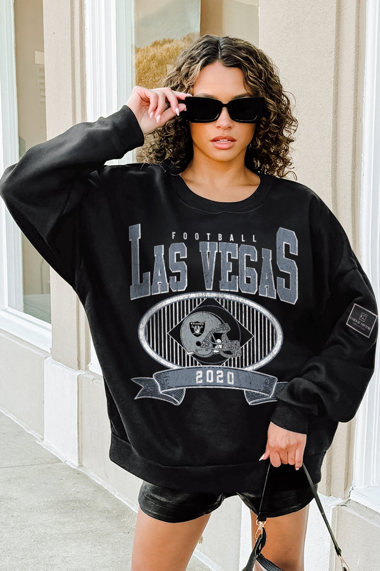LAS VEGAS RAIDERS BOLD CHEERS BLACK LABEL PREMIUM FLEECE CREW SWEATSHIRT