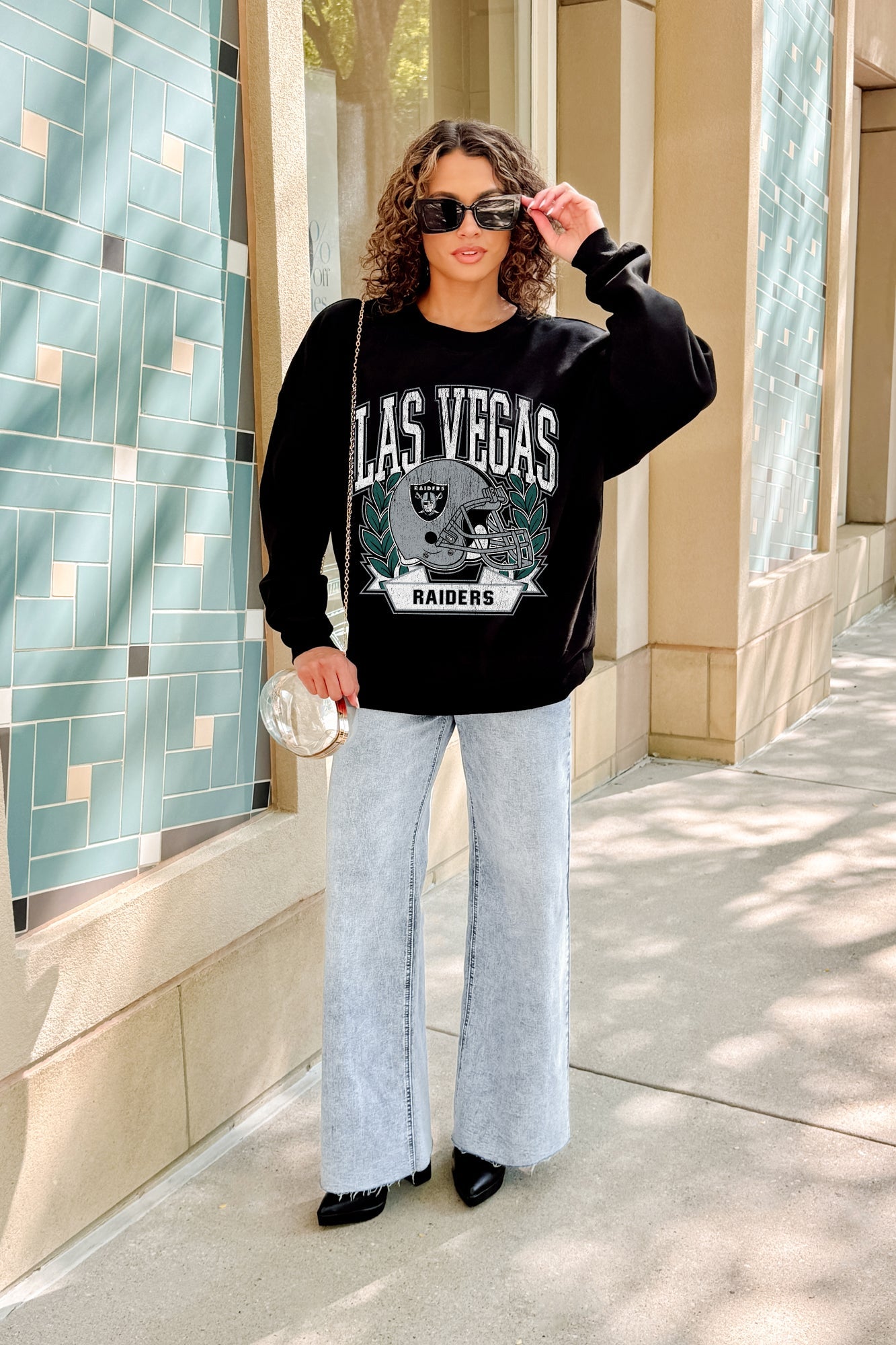 LAS VEGAS RAIDERS VICTORY LANE BLACK LABEL PREMIUM FLEECE CREW SWEATSHIRT