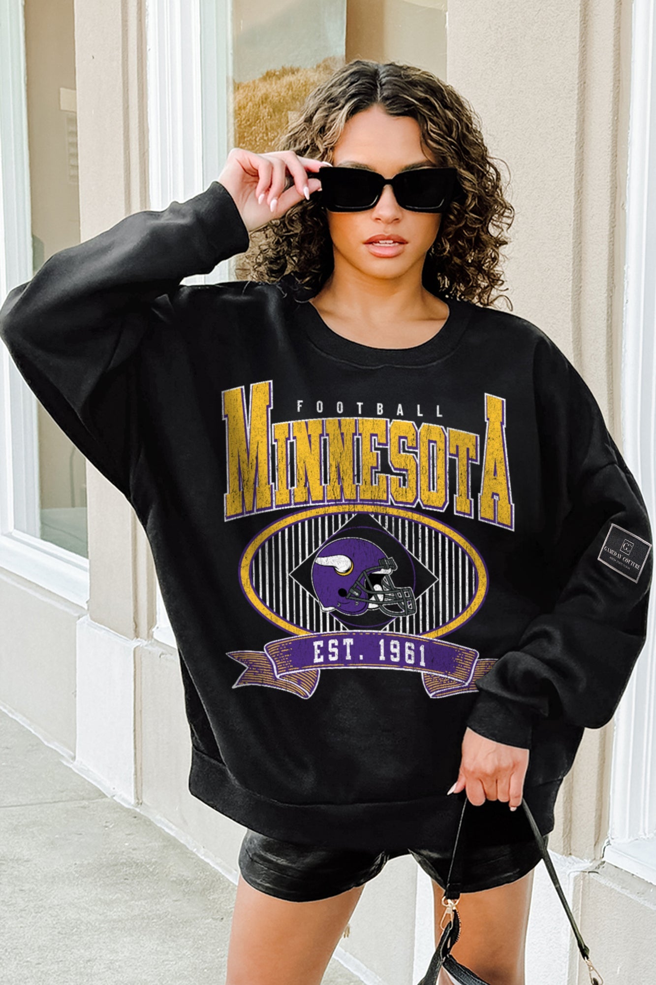 MINNESOTA VIKINGS BOLD CHEERS BLACK LABEL PREMIUM FLEECE CREW SWEATSHIRT