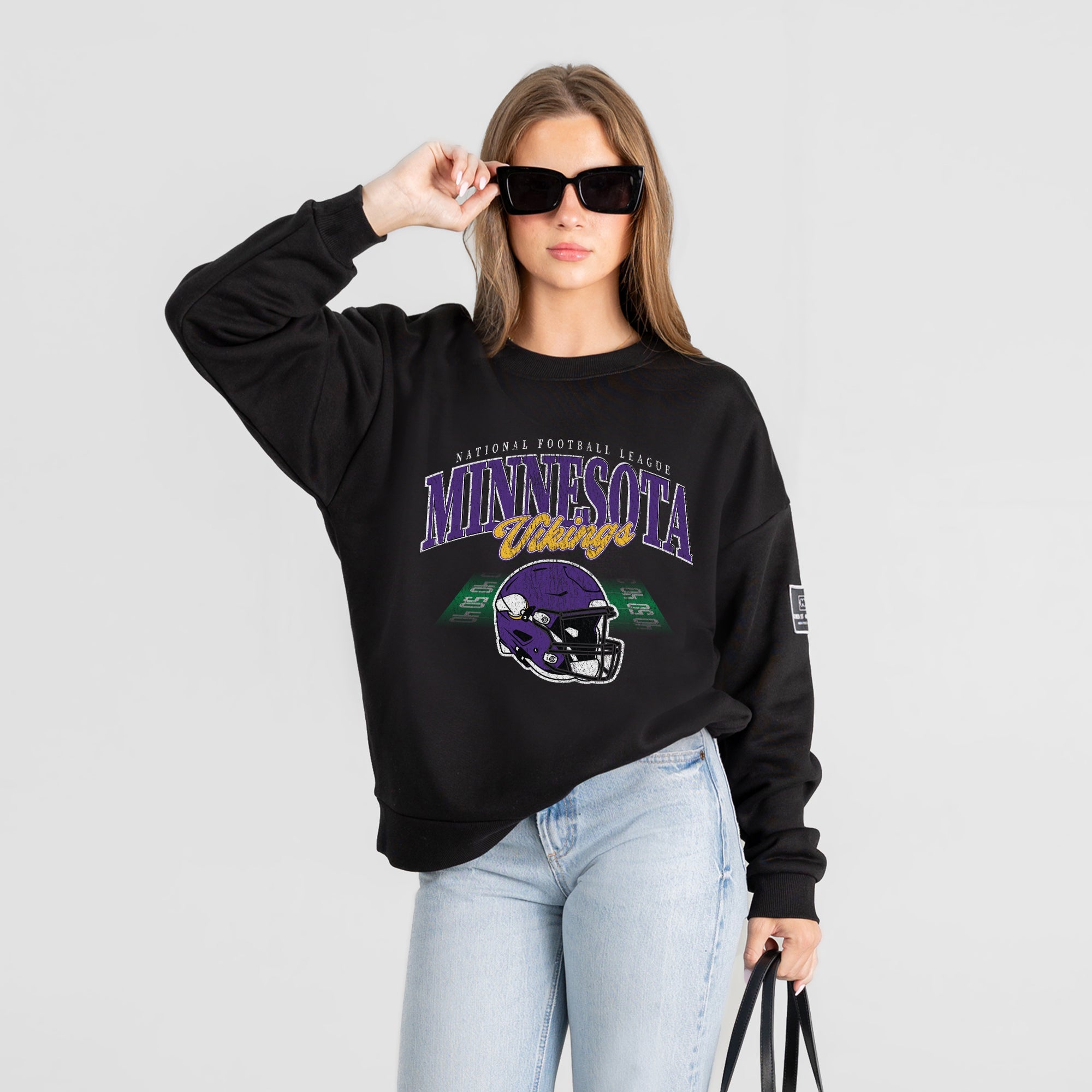 MINNESOTA VIKINGS FIELD FOCUS BLACK LABEL PREMIUM FLEECE DROP SHOULDER CREWNECK