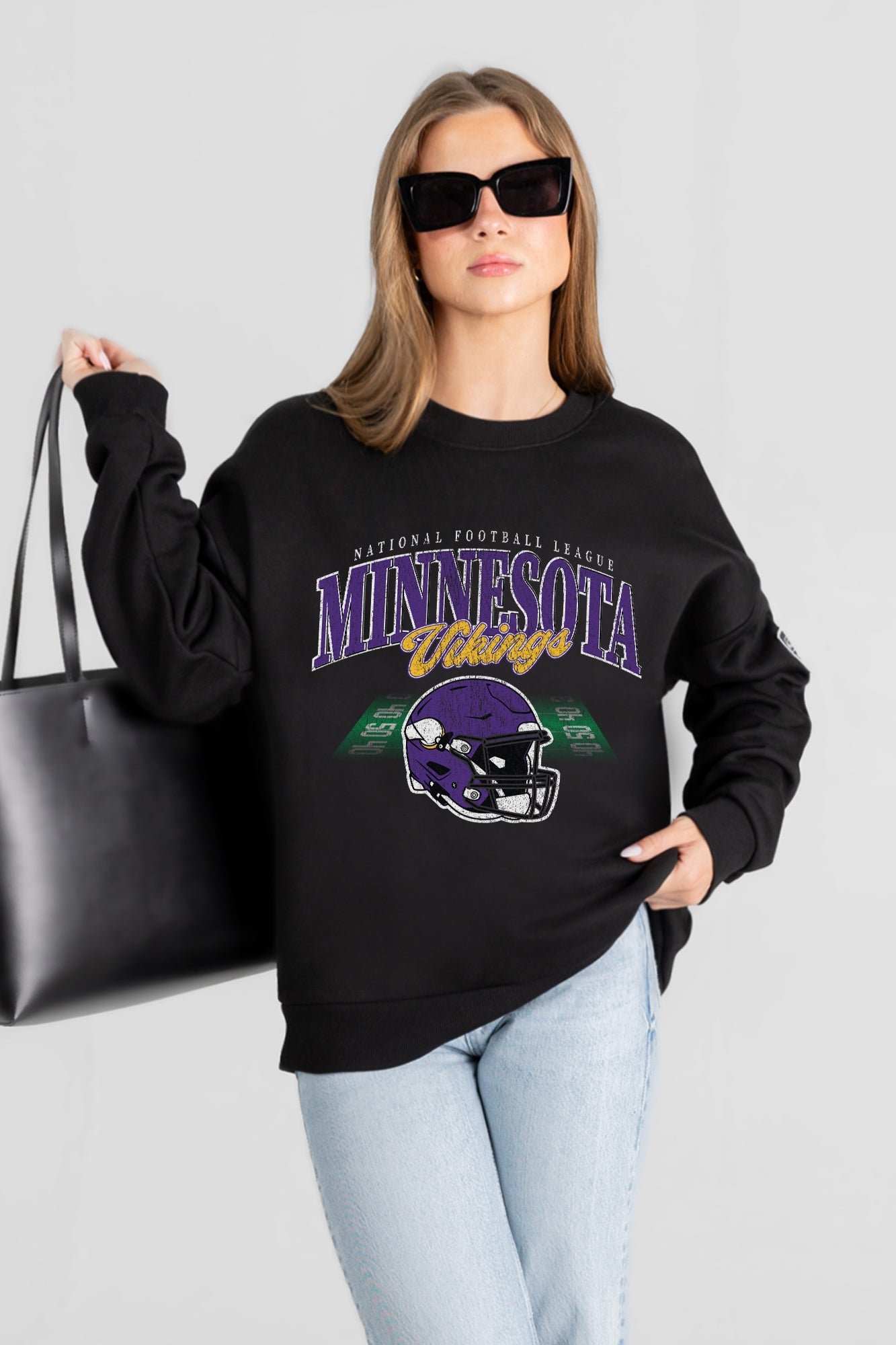 MINNESOTA VIKINGS FIELD FOCUS BLACK LABEL PREMIUM FLEECE DROP SHOULDER CREWNECK