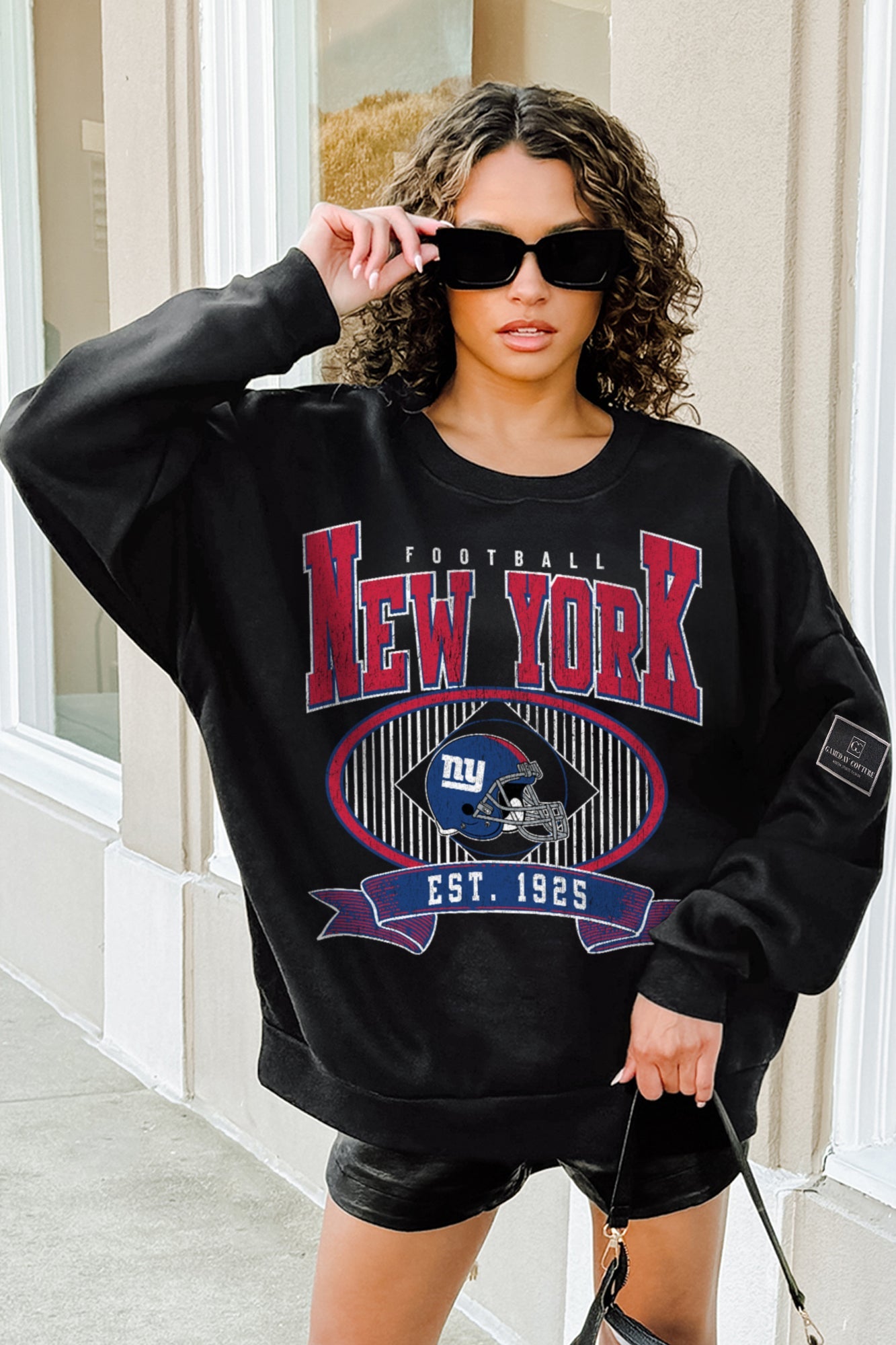 NEW YORK GIANTS BOLD CHEERS BLACK LABEL PREMIUM FLEECE CREW SWEATSHIRT