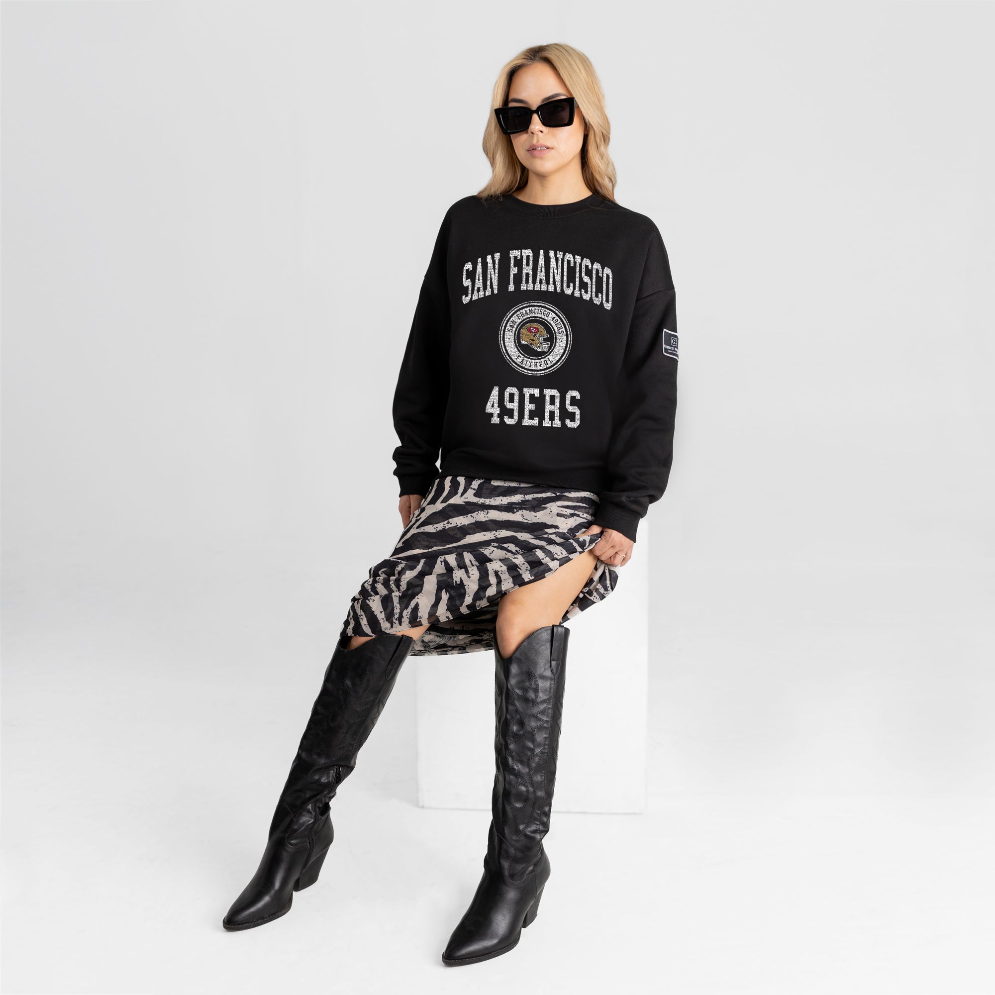 SAN FRANCISCO 49ERS FIERCE FLOW BLACK LABEL PREMIUM FLEECE DROP SHOULDER CREWNECK