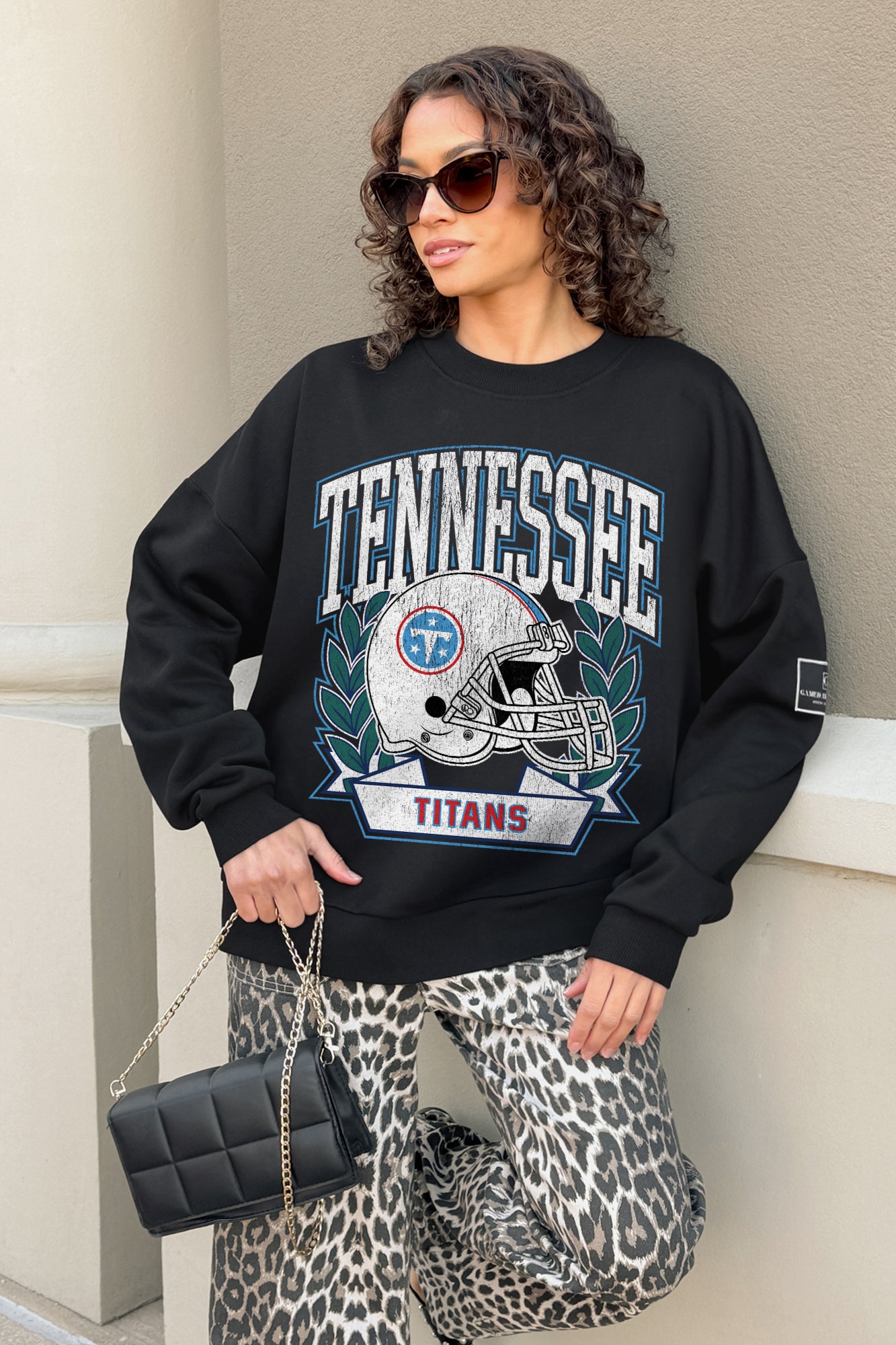 TENNESSEE TITANS VICTORY LANE BLACK LABEL PREMIUM FLEECE CREW SWEATSHIRT