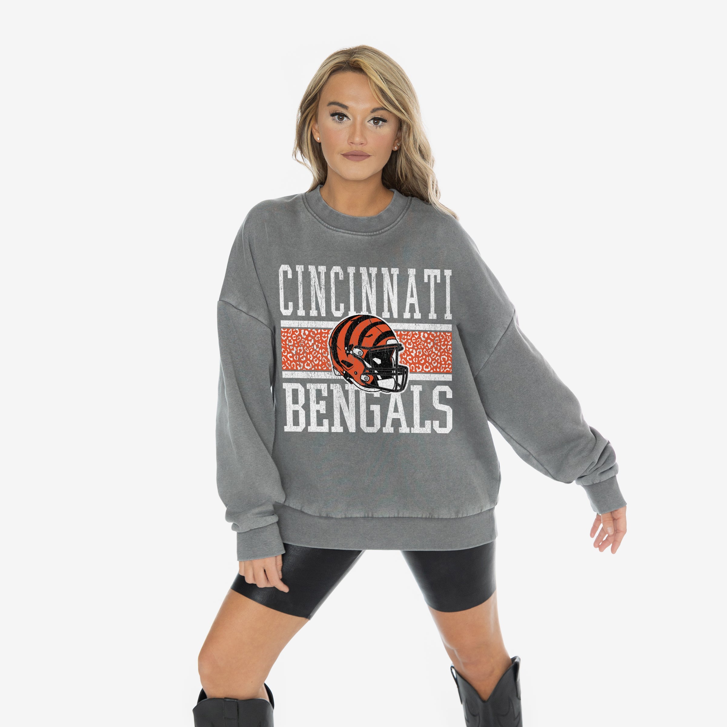 CINCINNATI BENGALS IN THE WILD VINTAGE WASH OVERSIZED CREWNECK FLEECE