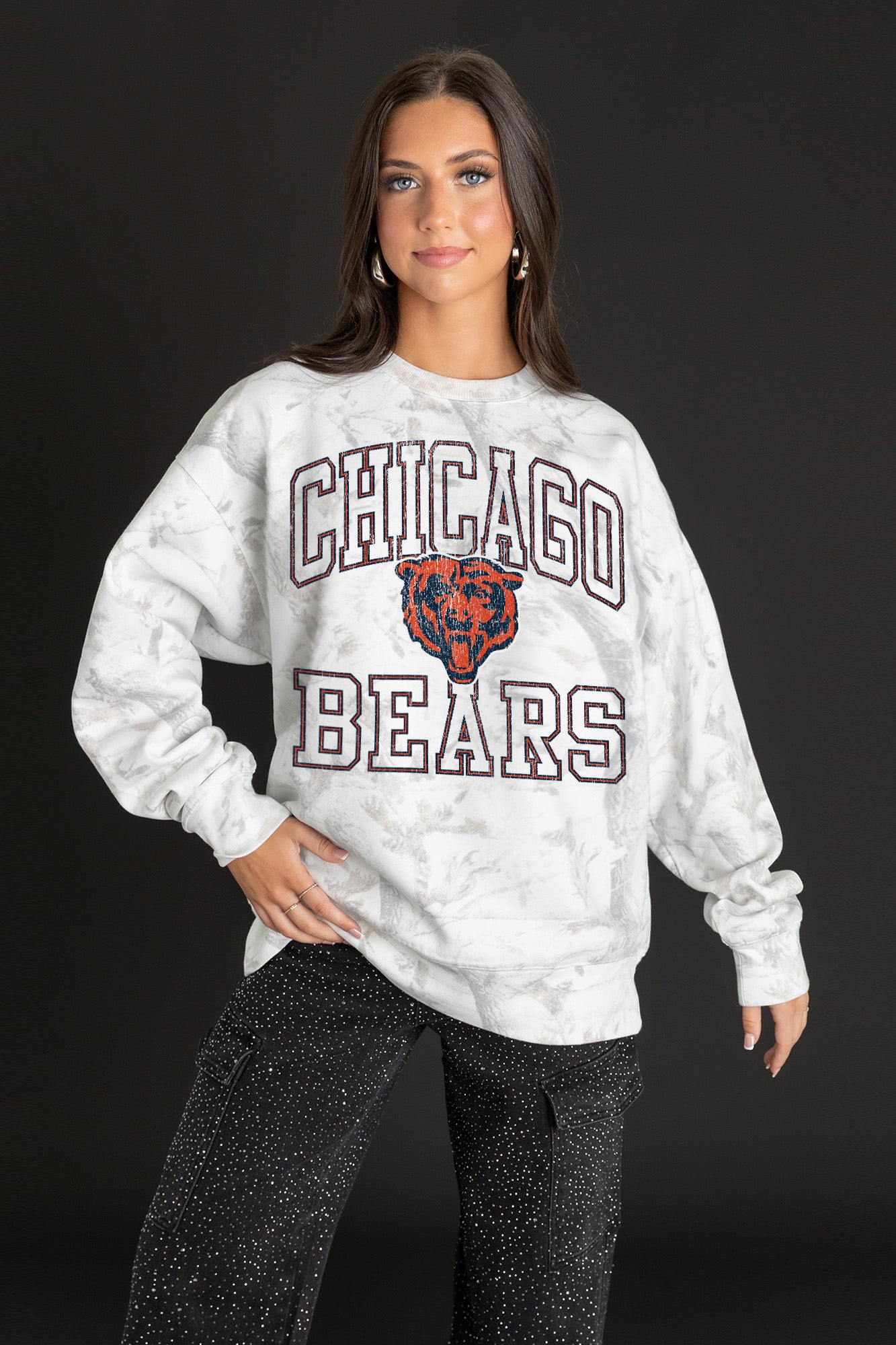 CHICAGO BEARS WHITEOUT PREMIUM DROP SHOULDER CAMO PULLOVER-
