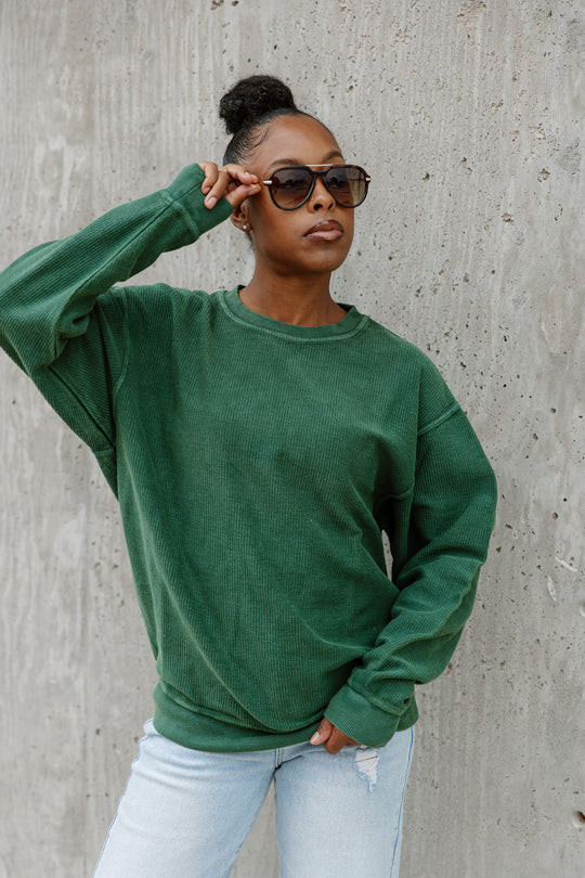 CAMRYN OVERSIZED VINTAGE WASH SWEATER IN GREEN