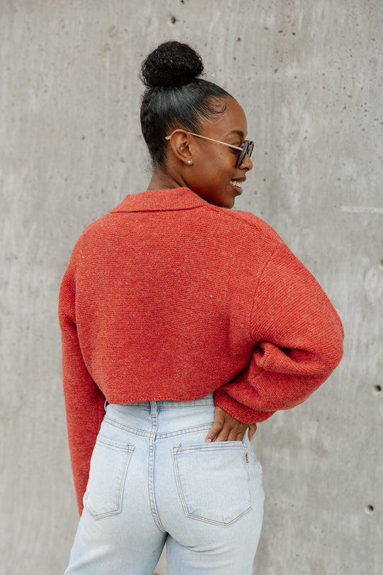 CHEYENNE V-NECK COLLAR WITH DROP SHOULDER SWEATER IN RED